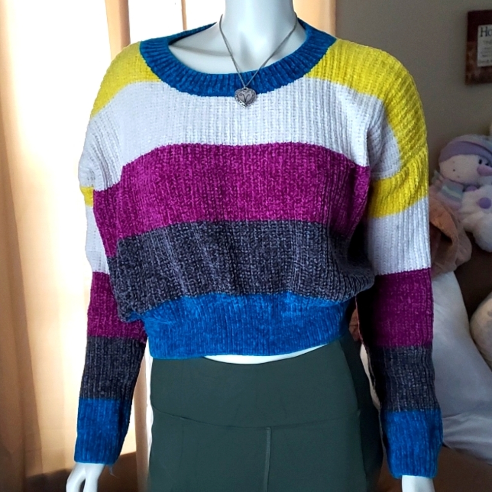 Luv Lane | Slightly Cropped Knitted Sweater